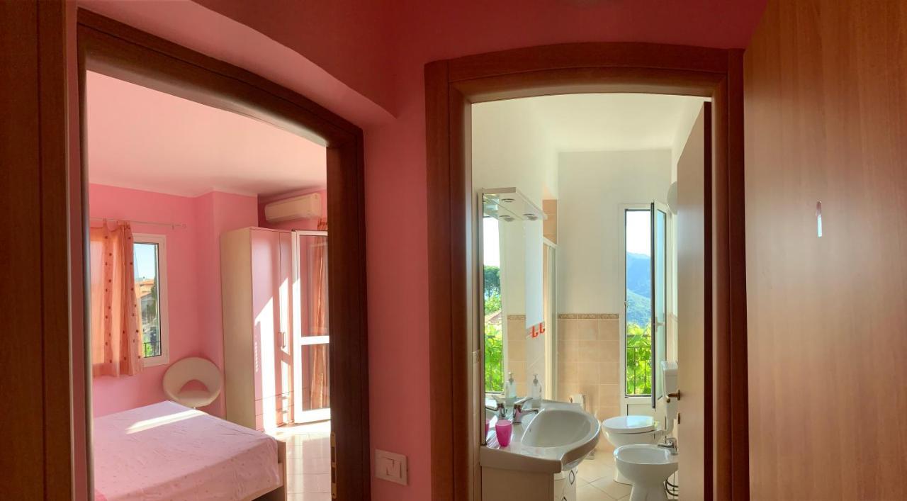 Ligo Bed & Breakfast Villanova d'Albenga Luaran gambar