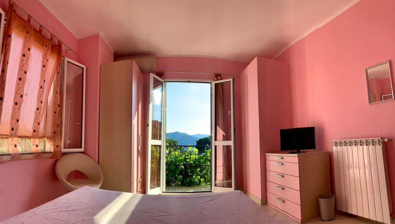 Ligo Bed & Breakfast Villanova d'Albenga Luaran gambar